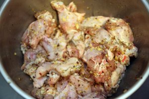 2014-garlic-parmesan-wings 008