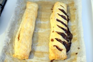 2015-banana-puff-pasty 026