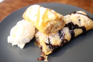 2015-banana-puff-pasty 032